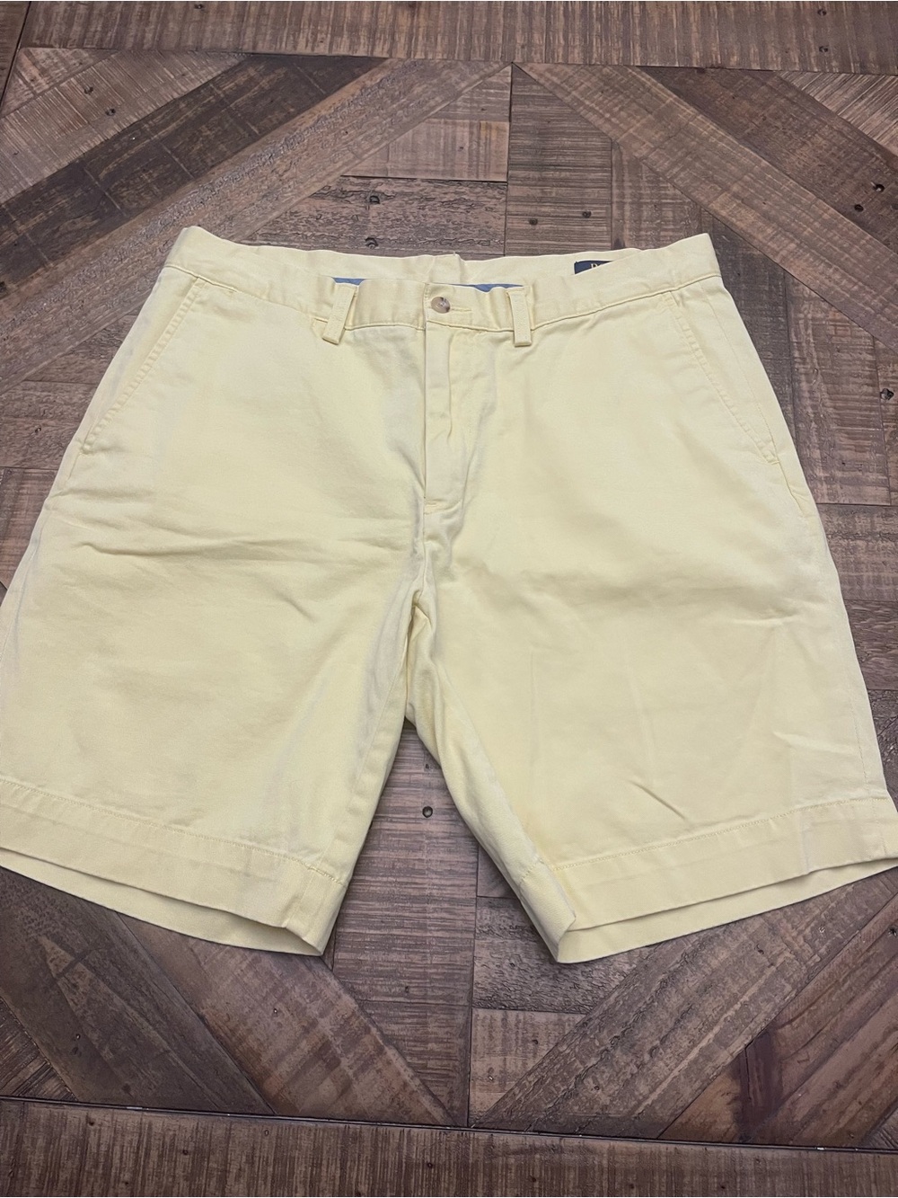 Polo Ralph Lauren Men's Flat Front Chino Shorts Yellow Size 34